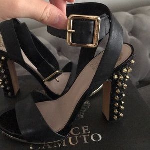 Vince Camuto Shoes